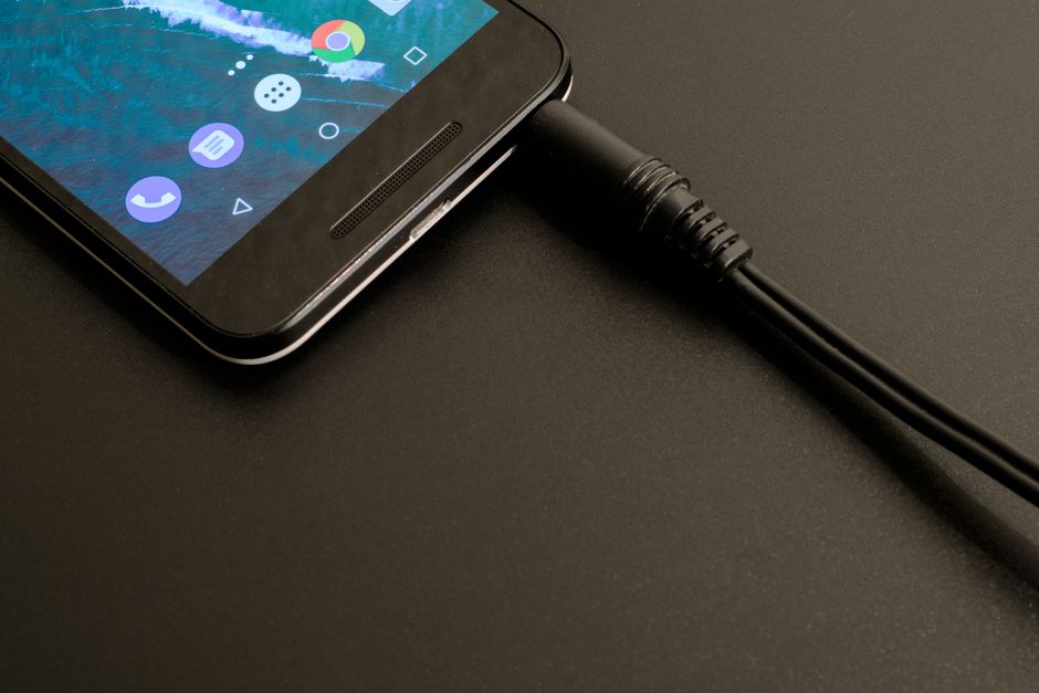 Come preservare la salute della batteria dello smartphone nel primo anno